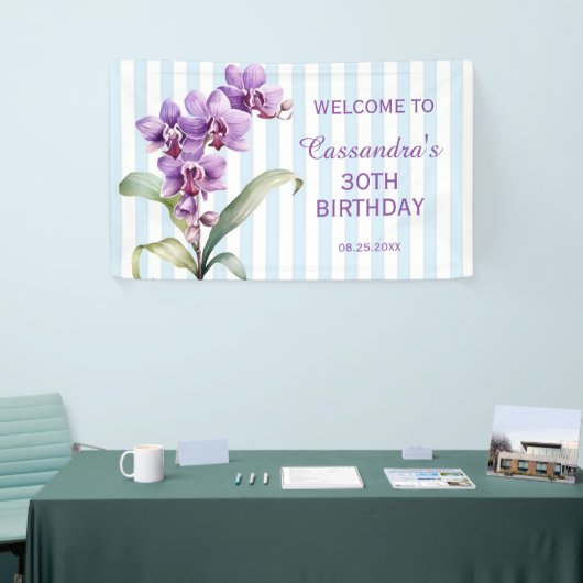 Paarse Orchidee Groene Strepen Bloemen 30e Verjaar Spandoek (Beurs)