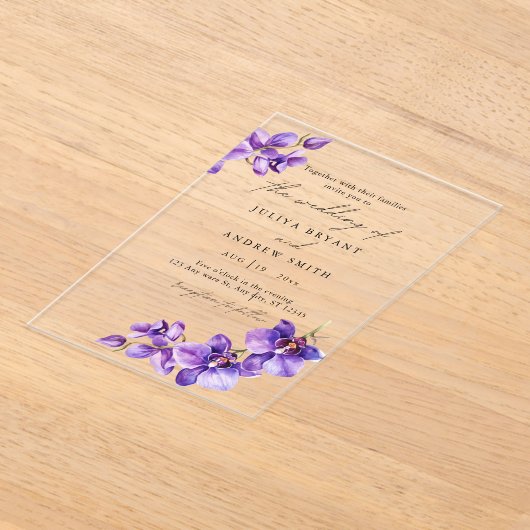 Paarse Orchidee in wit script bruiloft Acryl Uitnodigingen (Laagn)