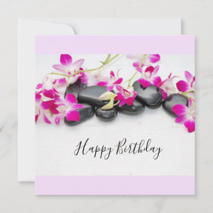 Paarse orchidee met een zwarte verjaardagskaart vo