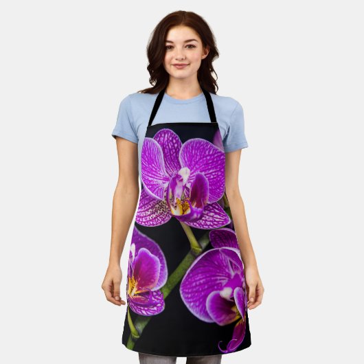 Paarse orchidee schort (Gedragen)