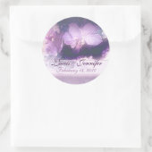 paarse orchideeën in linnen bewaar de datum ronde sticker (Tas)