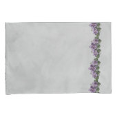 Paarse overschrijvingen op grijs kussensloop (Voorkant-Rechts)