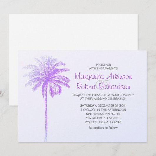 paarse palmboom witte strand huwelijksuitnodiginge kaart (Voorkant / Achterkant)