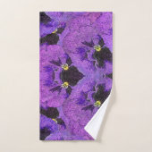 Paarse pansies, abstract schilderij, bloemkunst bad handdoek (Handdoek)