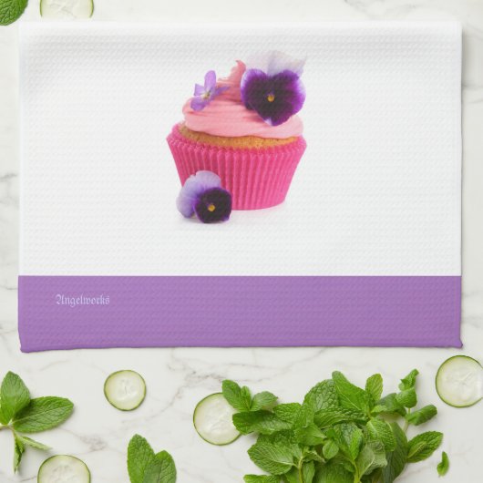 Paarse Pansy Cupcake Theedoek (Gevouwen)