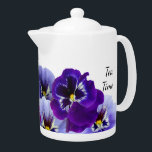 Paarse Pansy Tea Pot Theepot<br><div class="desc">Begin je dag met deze  paarse pansies terwijl je van je ochtendthee geniet!</div>