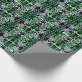 Paarse Pasque Spring Flowers gepersonaliseerd Cadeaupapier (Hoek)