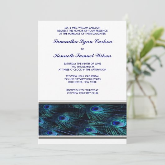 Paarse Pauw Zilveren Trim Huwelijksuitnodiging Kaart (Staand voorkant)