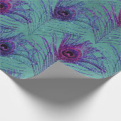 Paarse Peacock Feathers op Blauwgroen Cadeaupapier (Hoek)