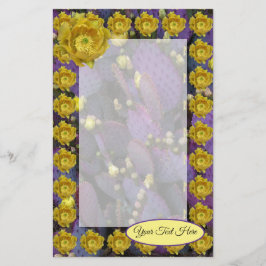 Paarse perenkruid met gele bloemen briefpapier
