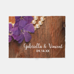 Paarse Periwinkle en parellanzen: landelijk huweli Fleece Deken