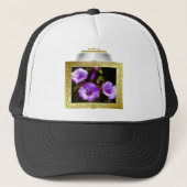 Paarse petunia's in verlicht Lijst Trucker Pet (Voorkant)