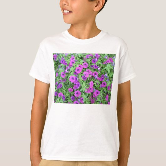 Paarse Petunias Kinder Basic T-Shirt (Voorkant)