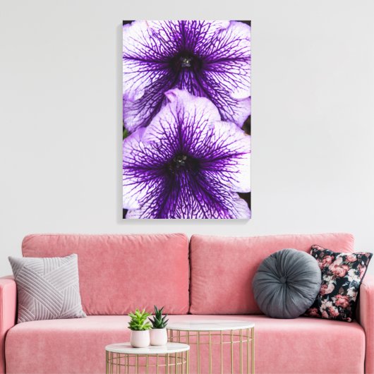 Paarse Petunias Triptiek Wall Art Canvas Afdruk (Insitu (Woonkamer))