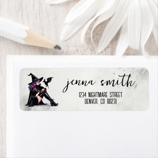 Paarse Pin Up Witch Etiket (Insitu)