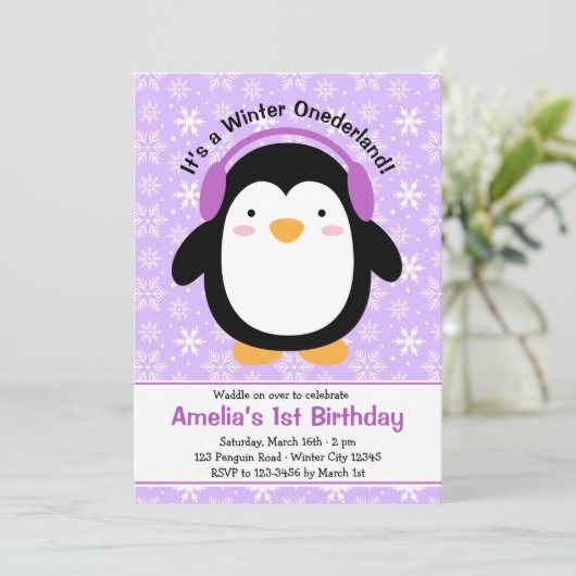 Paarse Pinguïn Verjaardag Uitnodigingen (Meisjes) (Staand voorkant)