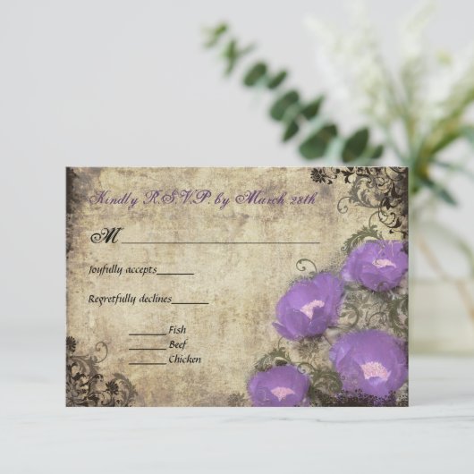 Paarse pioenen vintage huwelijksuitnodiging RSVP (Staand voorkant)