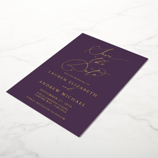 Paarse Plum Gold Foil minimalist Save the Date Folie Uitnodiging (Gedraaid)