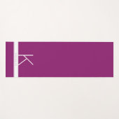 Paarse Plum Red Modern Simple Monogram Naam Yogamat (Voorkant (horizontaal))