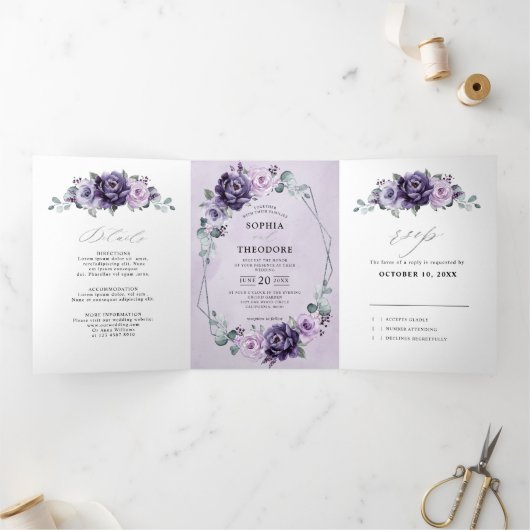 Paarse Plum Silver Floral Blooms Geometric Wedding Drieluik Aankondiging (Binnen)