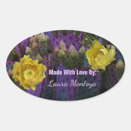 Paarse Prickly Pear Opuntia Cactus Yellow Flowers Ovale Sticker