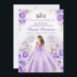 Paarse prinsessenjurken Floral Silver Quinceañera Kaart<br><div class="desc">EDITABLE Paarse prinsessenjurken Floral Silver Quinceañera Invitation Elegant Lavendel Paarse mis Quince Flowers Silver Crown Invitation Quinceañera,  mis Quince 15 anos,  16e verjaardag</div>