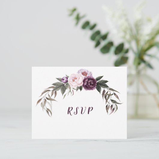 Paarse Pruim Roze Pioenen Bruiloft RSVP Briefkaart (Staand voorkant)