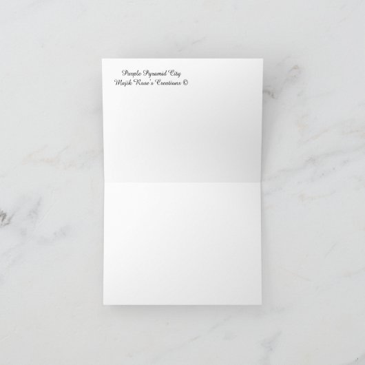 Paarse Pyramide City.... Kaart (Binnen)