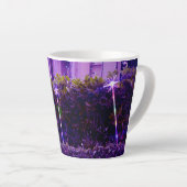 Paarse Regenboog Bloem Lichten Latte Mok (Rechterhoek)