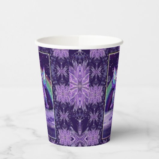 Paarse regenwang papieren bekers (Links)