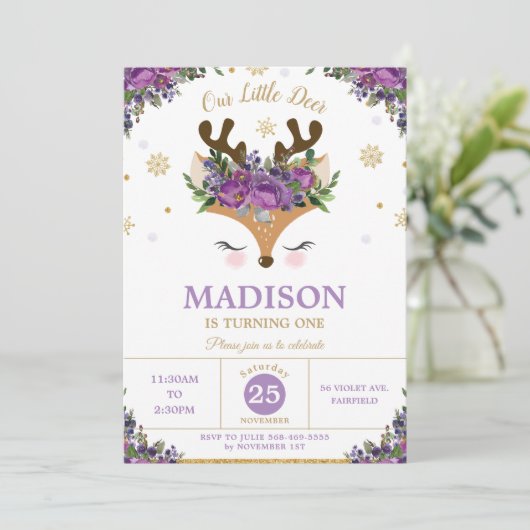 Paarse rendierFloral Snowflakes Birthday Party Kaart (Staand voorkant)