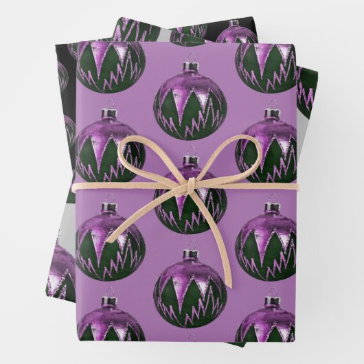 Paarse Retro Style Christmas Art Wrapping Paper (In situ)