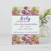 Paarse Rode Poppy Floral 60e verjaardag Uitnodigin Kaart (Staand voorkant)