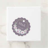 Paarse Roos Bloemenkrans met Initialen Bedankjes Labels (In situ)