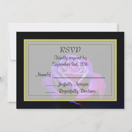 Paarse Roos op Zwarte RSVP Kaart (Voorkant)
