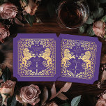 Paarse Royal Lion Middeleeuws Zwaard Wedding Ticke Kartonnen Onderzetters<br><div class="desc">Voeg koninklijke charme toe aan je tafelkleed! Deze aangepaste bruiloft onderzetters zijn voorzien van een majestueuze leeuw en bloemen ontwerp met uw namen en monogram, allemaal in luxe goud tegen een paarse achtergrond. Perfect voor een middeleeuwse fantasieviering met tijdloze elegantie! Het goud op dit item is geen echte folie en...</div>