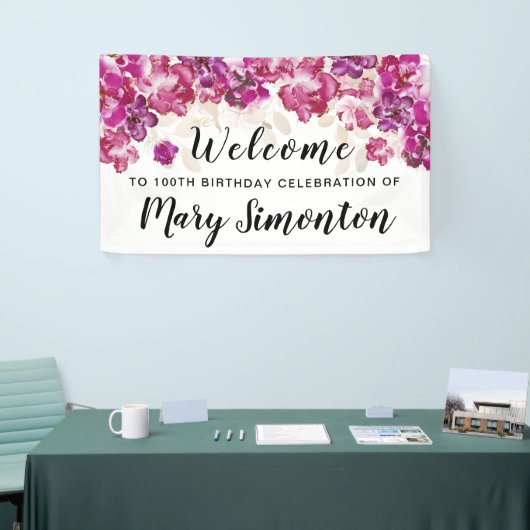 Paarse Roze Bloemen 100ste Verjaardagsfeestje Welk Spandoek (Beurs)
