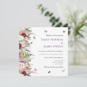 Paarse roze bloemen en Butterflies Square Weddensc Kaart (Staand voorkant)