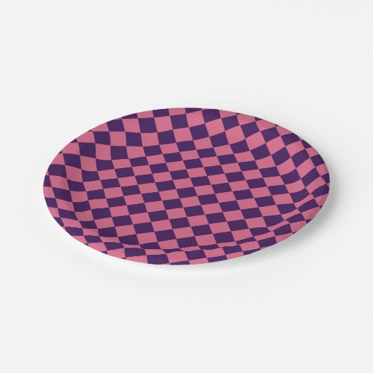 Paarse Roze Checker Diamantpatroon Papieren Bordje (Gekanteld)