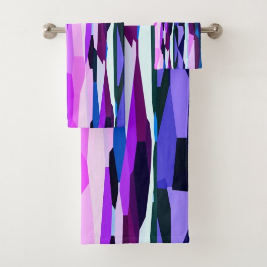 Paarse, Roze en Blauwe Abstracte Strepen Bad Handdoek (Insitu)