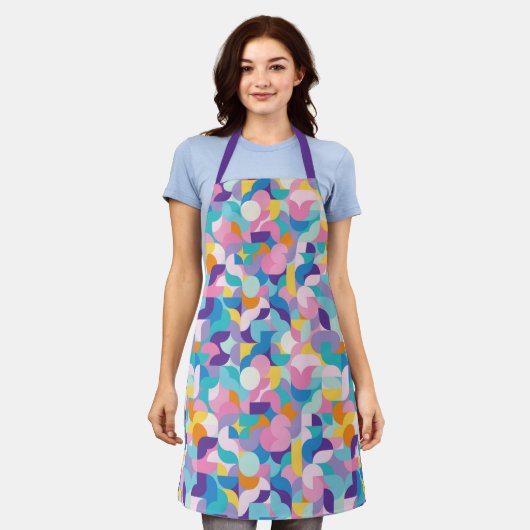 Paarse & Roze Geometrisch Patroon Schort (Gedragen)