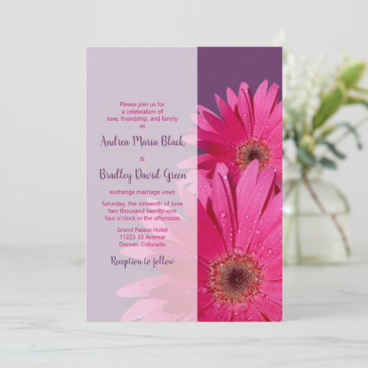 Paarse roze Gerbera Daisy Wedding Invitation Kaart (Staand voorkant)