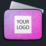 Paarse Roze Glitter - Custom Logo Promotional Laptop Sleeve<br><div class="desc">Paarse en Roze Ombre Modern en Professionele Faux Glitter en Sparkle Elegant Custom Logo Promotional Corporate Laptop Bag of Sleeve Promotioneel Hoesje voor een Beauty Industry Gift. Dit hoesje kan worden aangepast om uw bedrijf of zakelijke logo op te nemen.</div>