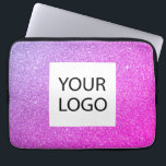 Paarse Roze Glitter - Custom Logo Promotional Laptop Sleeve<br><div class="desc">Paarse en Roze Ombre Modern en Professionele Faux Glitter en Sparkle Elegant Custom Logo Promotional Corporate Laptop Bag of Sleeve Promotioneel Hoesje voor een Beauty Industry Gift. Dit hoesje kan worden aangepast om uw bedrijf of zakelijke logo op te nemen.</div>