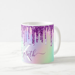 Paarse roze glitter druppelt holografisch monogram koffiemok