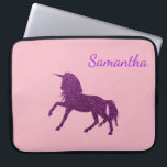 Paarse roze glitter Sparkle Unicorn Girl's Laptop Sleeve<br><div class="desc">Dit ontwerp kan op het gebied worden gepersonaliseerd dat door de foto en/of tekst te veranderen wordt verstrekt. Of het kan worden aangepast door te klikken deze Sjabloon personaliseert en dan de klik te kiezen om verdere optie aan te passen en de kleur van de achtergrond te schrappen of te...</div>