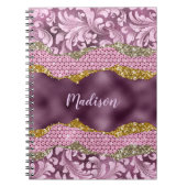 Paarse roze goudmonogram met florale glitterij notitieboek (Voorkant)