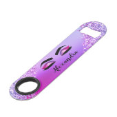 Paarse Roze Monogram Glitter Wimpers Modern Speed Flessenopener (Achterkant Gekanteld)
