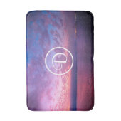 Paarse roze oceaanzonsondergang aangepast monogram badmat (Voorkant Verticaal)