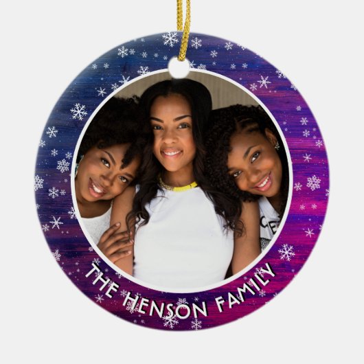Paarse roze Rustige Wood Snowflake kerstfoto Keramisch Ornament (Voorkant)
